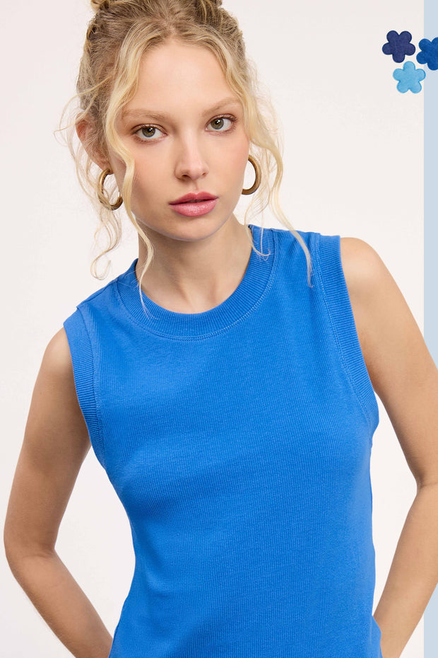 Blue Crew Neck Tank Top-large