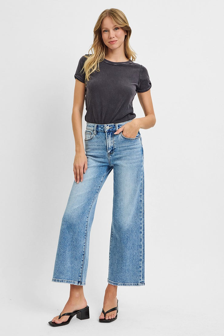 Light Wash High Rise Cropped Jeans